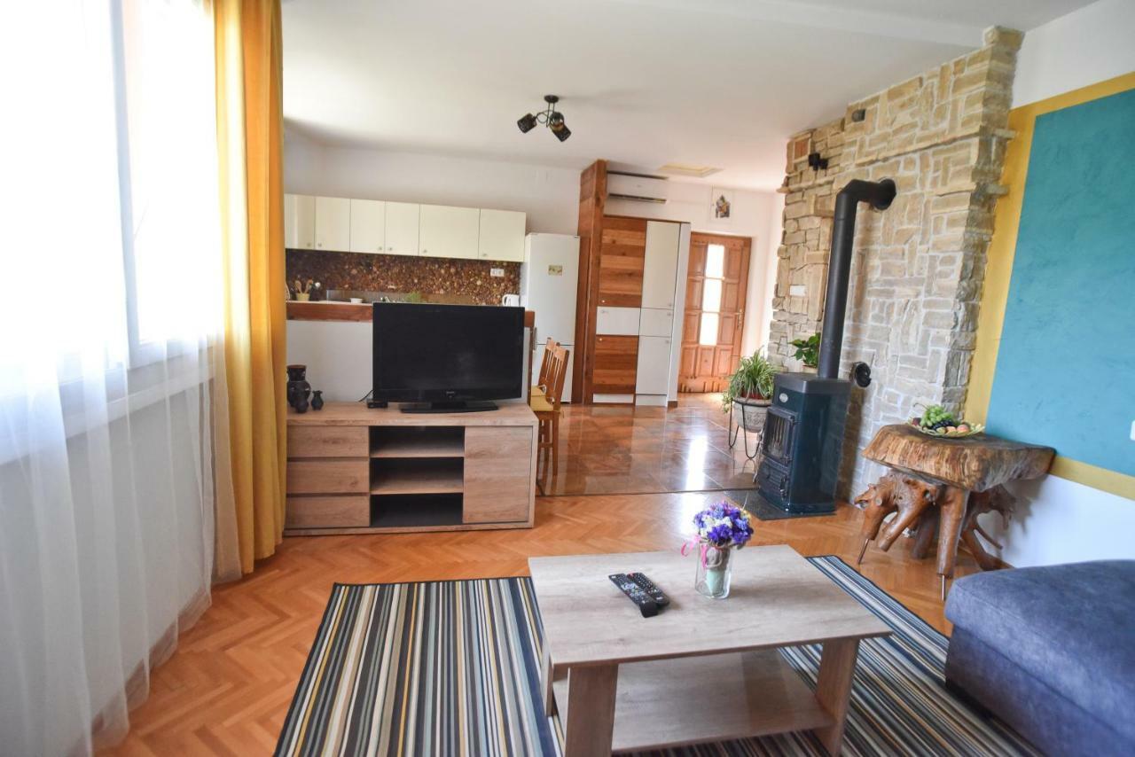 Mihaela Apartment ザダル エクステリア 写真